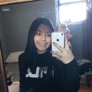 Meet your Posher, Cindy